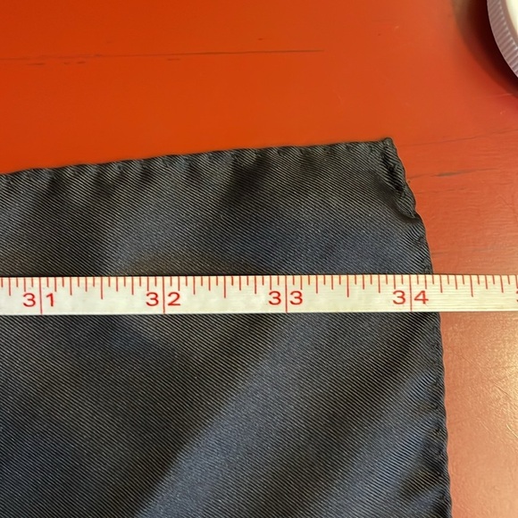 Ann Taylor + Banana Republic Silk Scarves ~ Gorgeous Flower 💐 Prints - Picture 12 of 15